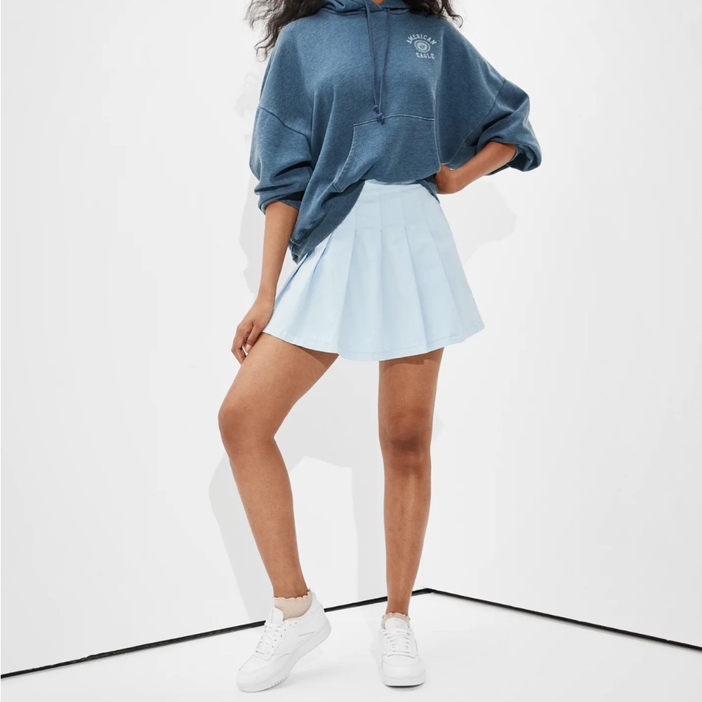 American Eagle Size 6 Light Blue Pleated Women's Skirt